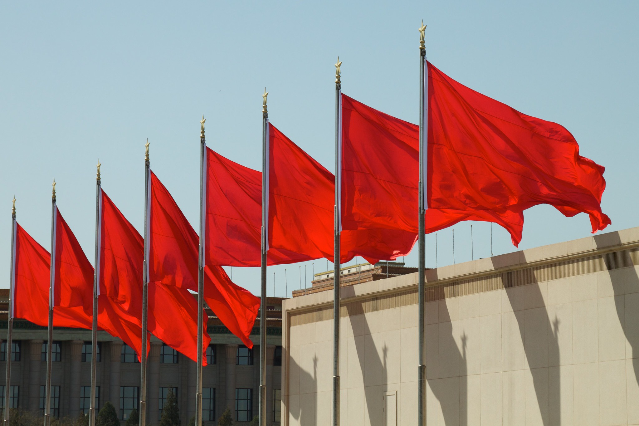 Looking for a Financial Planner? The Go-To Website Often Omits Red Flags